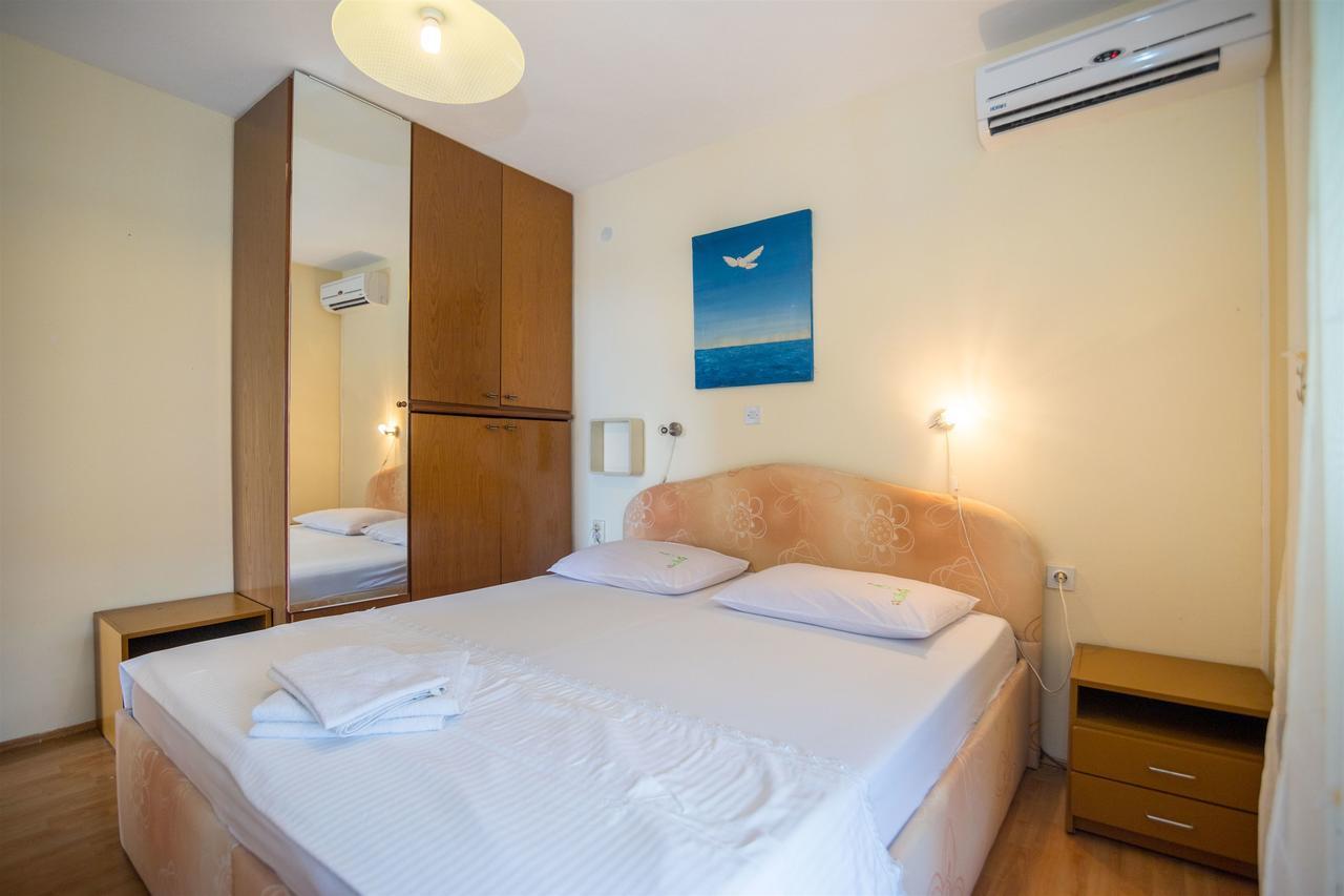 Apartments Rose 特罗吉尔 外观 照片